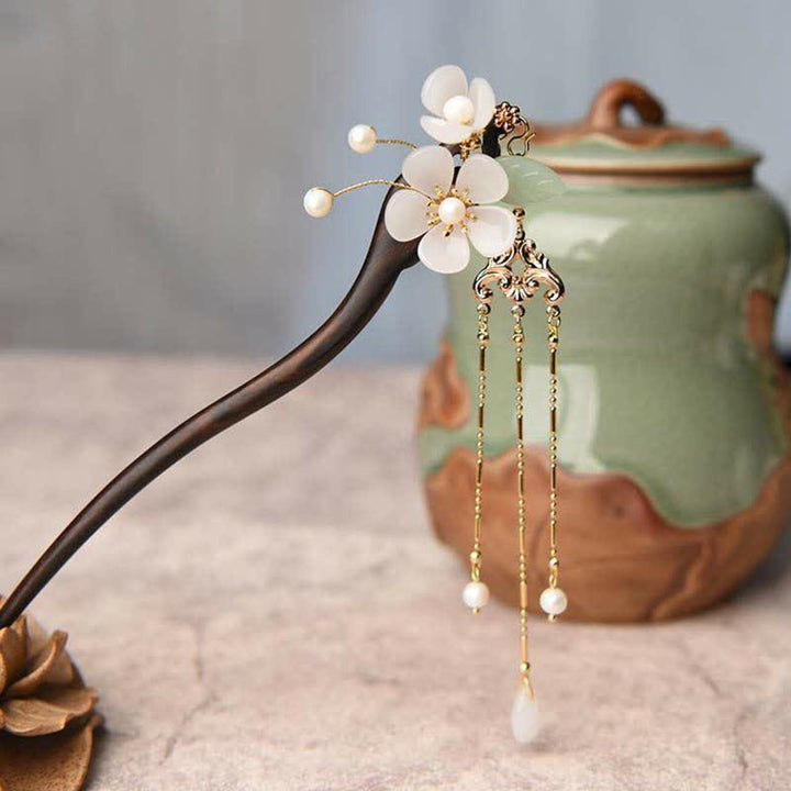 Buddha Stones Haarspeld met ebbenhouten bloem als bescherming en zegen - image 1
