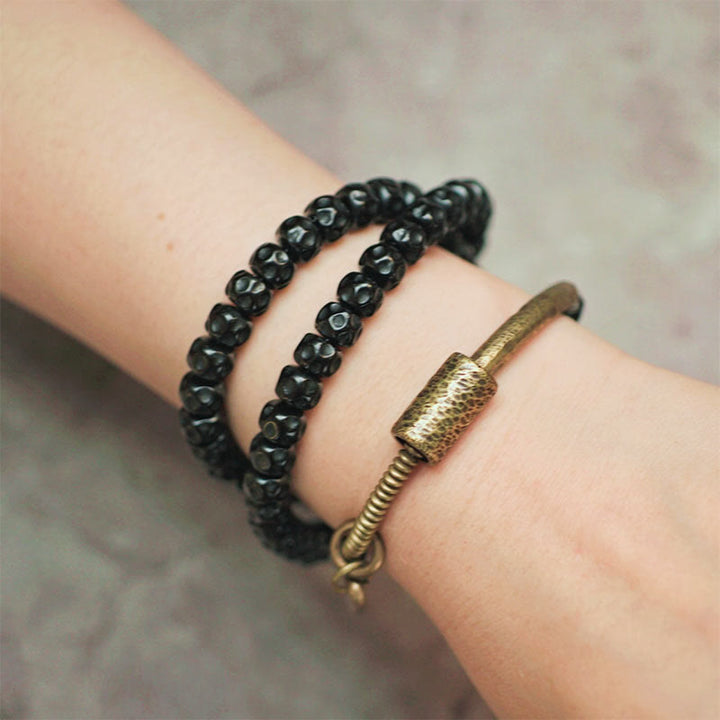 Buddha Stones Retro armband van kokosnootschaal, messing en koper met drievoudige wikkeling . - image 10