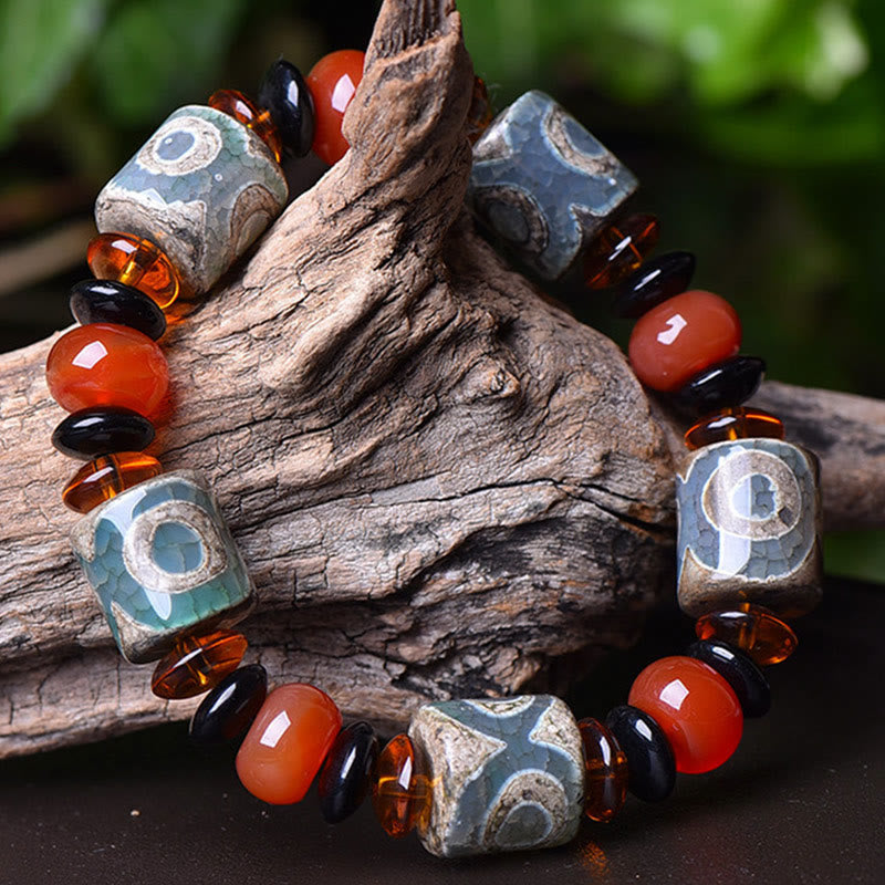 Buddha Stones Tibetaanse Armband met drieoogige Dzi-kralen van agaat voor bescherming en geluk. - image 1