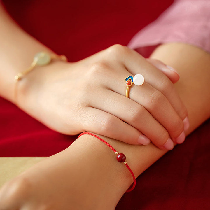 Witte jade Ring met wolkmotief. - image 2