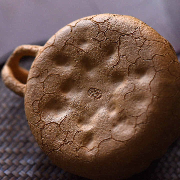 Buddha Stones Handgemaakte vintage theepot van paarse klei met boomstructuur en Kung Fu-thema, 220 ml. - image 3