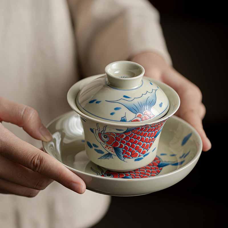 Buddha Stones Keramische Gaiwan Sancai Theekopje met deksel (koivis, arowana) - Rode Koi Vis Gaiwan Theekopje 13,5 cm * 9,7 cm * 130 ml - image 0