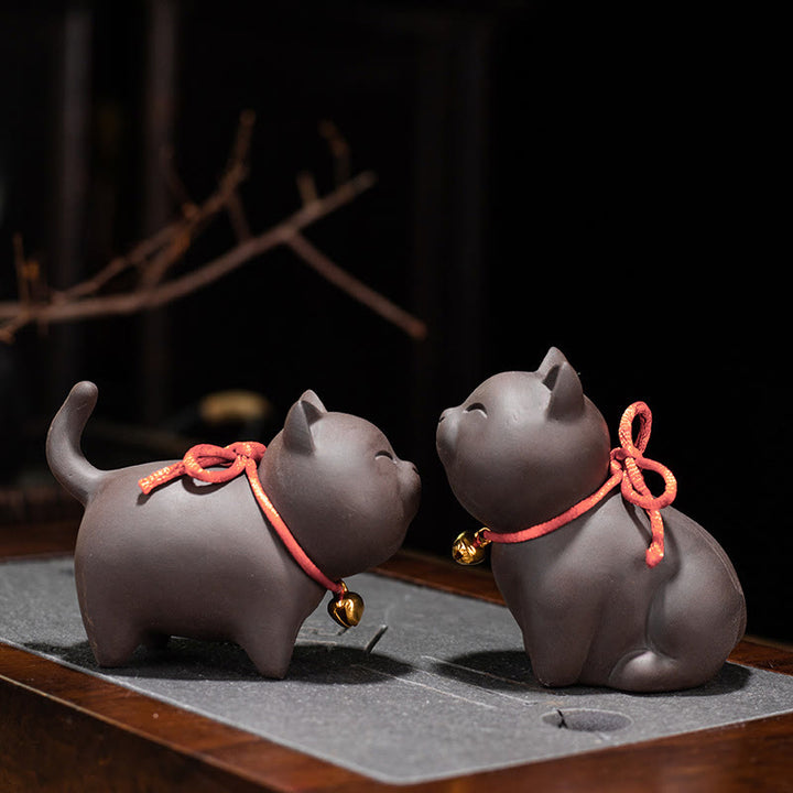 Buddha Stones Mini schattig kattenbeeldje van paarse klei voor op het bureau. - image 9