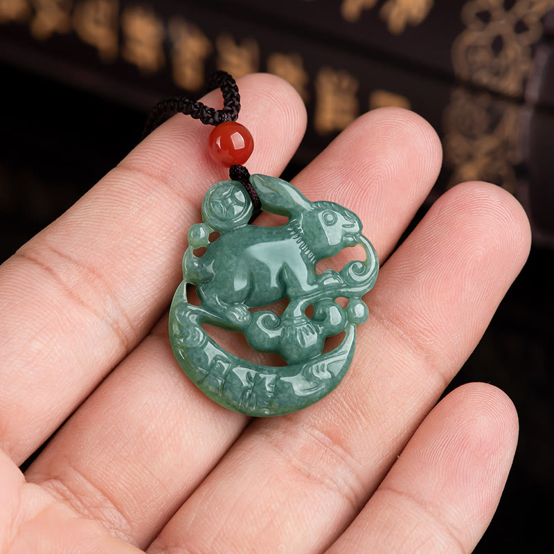 Jaar van het Konijn Jade Geluk Halve Maan Ketting - image 3
