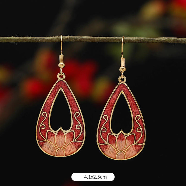 Buddha Stones Lotusvlinderbloem Koperlegering Verlichting Oorbellen - Rode lotus 4,1*2,5 cm - image 4