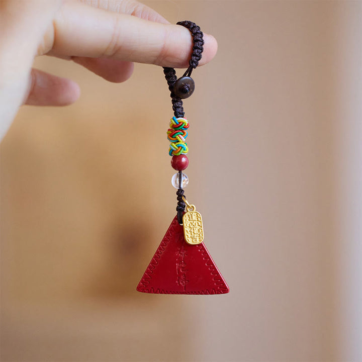 Buddha Stones Talisman met cinnaber driehoekspatroon, houdt boze geesten op afstand. Sleutelhanger. - Cinnaber (Rust♥Concentratie) - image 0