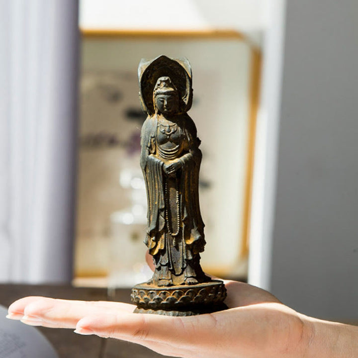 Buddha Stones Driezijdig Kwan Yin Avalokitesvara beeldje van ijzerpoederroest gegoten hars, rijkdomssymbool voor op het bureau. - image 3