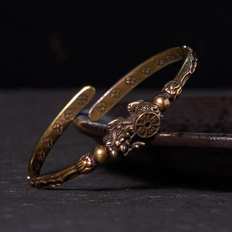 Buddha Stones Pi Xiu draagt ​​een munt, een koperen of messing geluksarmband , Bangle-armband. - PiXiu draagt ​​een munt (Polsomtrek: 14-15 cm) - image 0