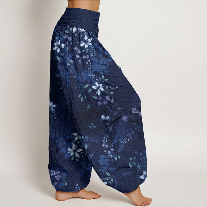 Buddha Stones Katoenen dames harembroek met elastische Taille en kleine witte bloesems en groene bladeren - image 6