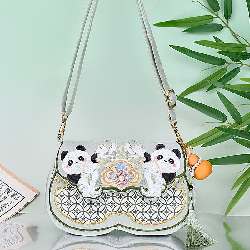 Buddha Stones Panda bloemen pompoen hanger Schoudertas Schoudertas (crossbody) - Aquamarijn Panda Kalebas Hanger 25*16*3cm - image 0