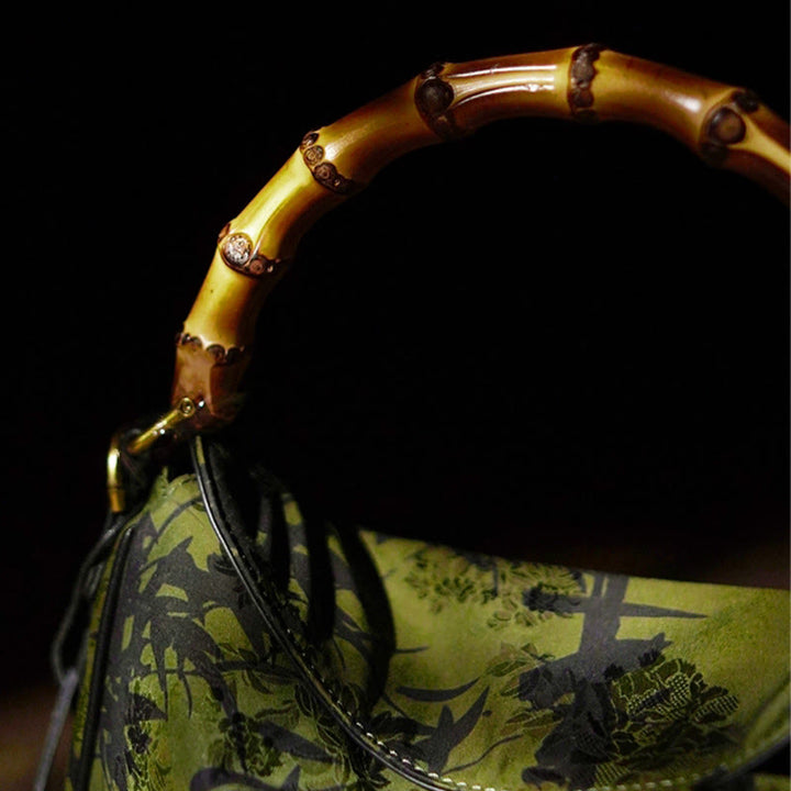 Buddha Stones Luxe Schoudertas (crossbody) van Xiangyunsha-zijde met bamboe handvat - image 7