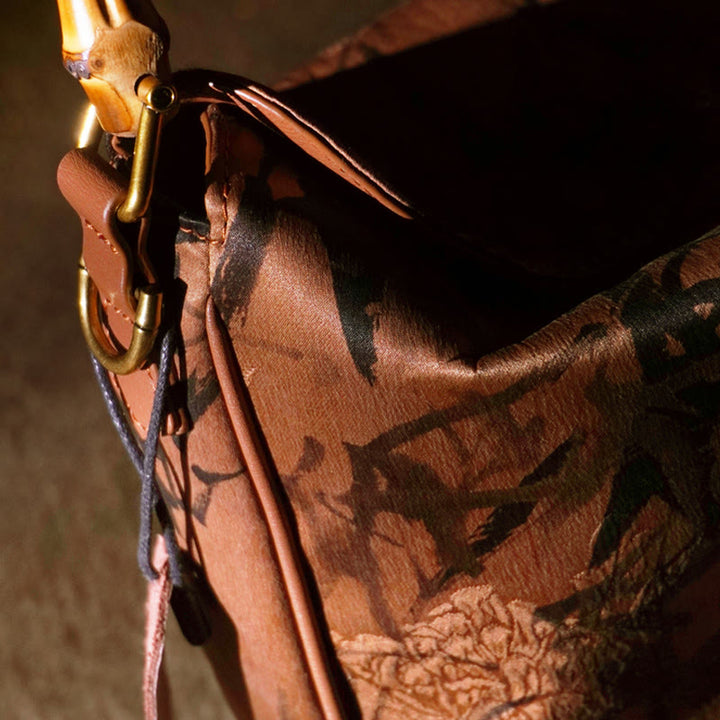 Buddha Stones Luxe Schoudertas (crossbody) van Xiangyunsha-zijde met bamboe handvat - image 21
