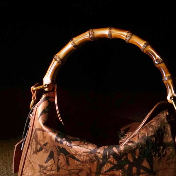 Buddha Stones Luxe Schoudertas (crossbody) van Xiangyunsha-zijde met bamboe handvat - image 20