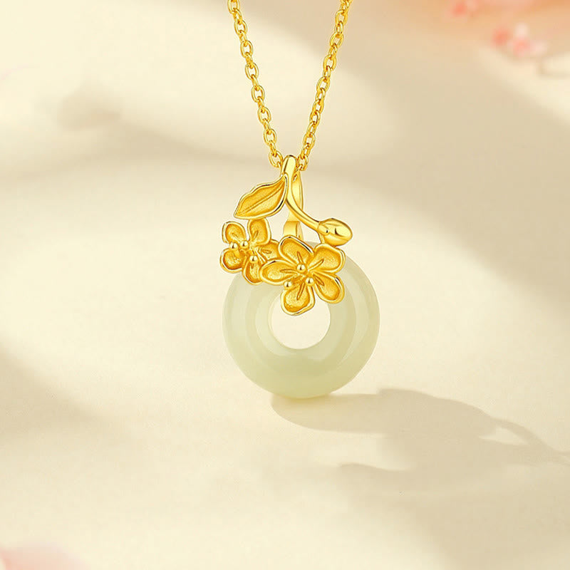 Buddha Stones Hetian Jade 999 Sterling Zilveren Vredesgesp Perzikbloesem Ketting - Gouden Hetian Jade - image 0