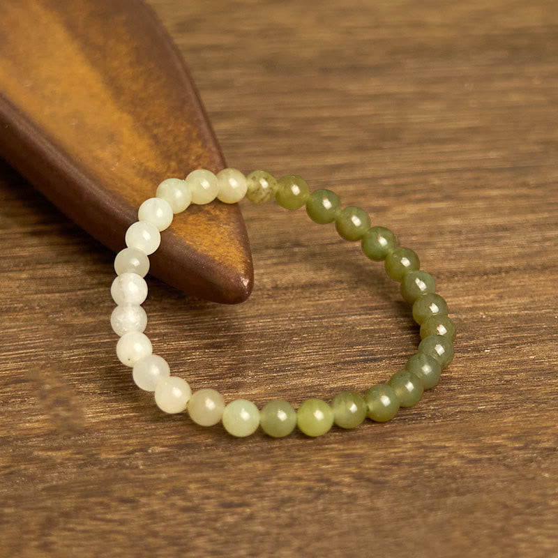 Buddha Stones Hetian Jade Armband met Kleurverloop en Overvloed - Hetian Jade - 6 mm (Polsomtrek: 14-16 cm) - image 0