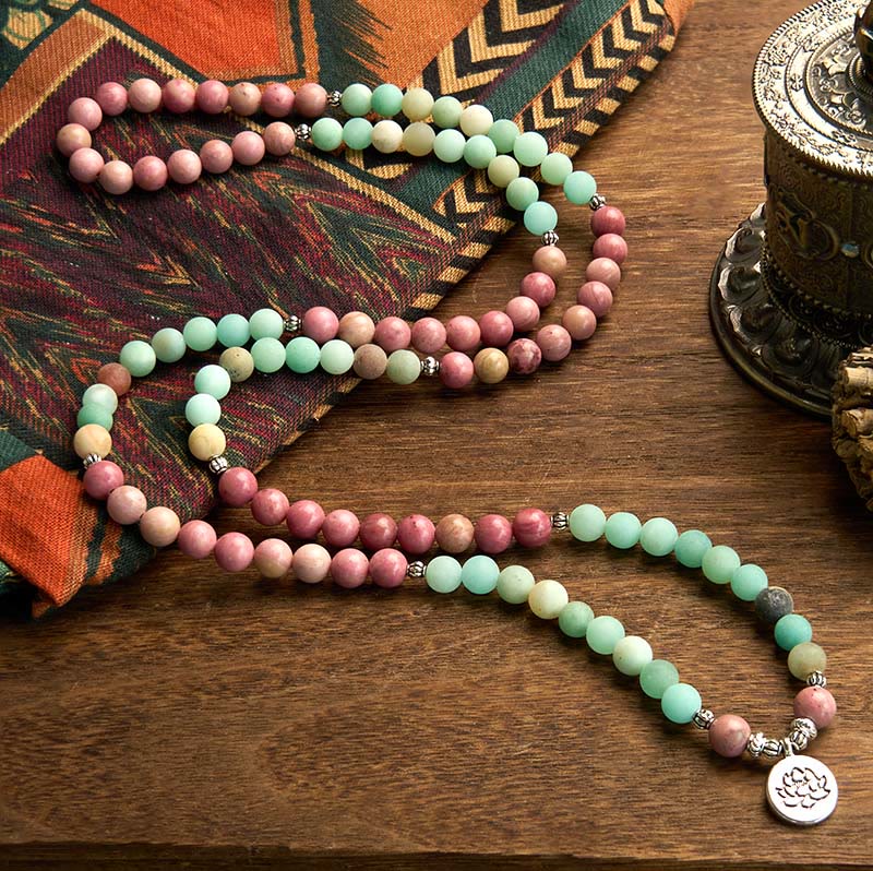 Buddha Stones 108 Mala kralen Rhodoniet Amazoniet Lotus Helende Armband - image 1