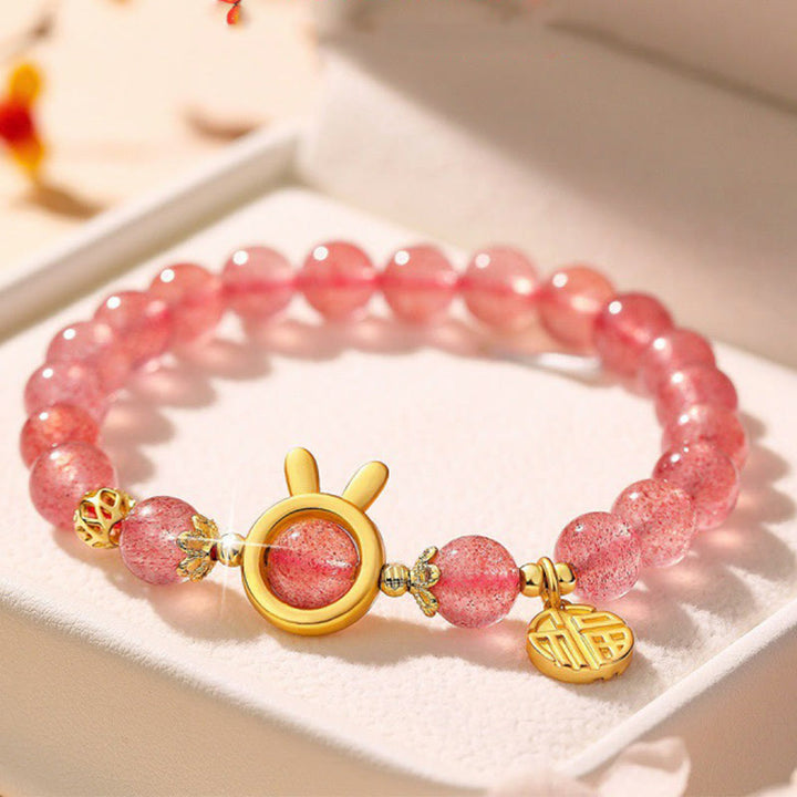Buddha Stones Natuurlijke aardbeikwarts konijn Fu karakter bedeltje Armband - Aardbeikwarts (Polsomtrek 14-16 cm) - image 0
