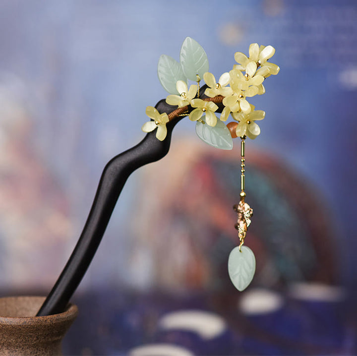 Buddha Stones Haarspeld met kwastje van osmanthushout - image 1
