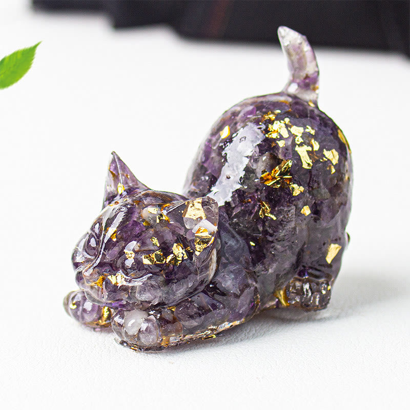Buddha Stones Rekkende kat van hars met kristalgrind als meditatiedecoratie - Amethist - 4,5*3*4,2 cm - image 0
