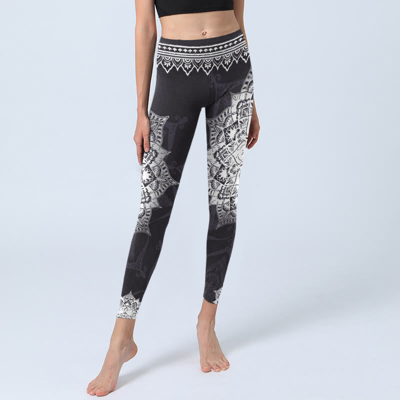 Buddha Stones Zwarte yogalegging voor dames met mandala bloemenprint - image 5