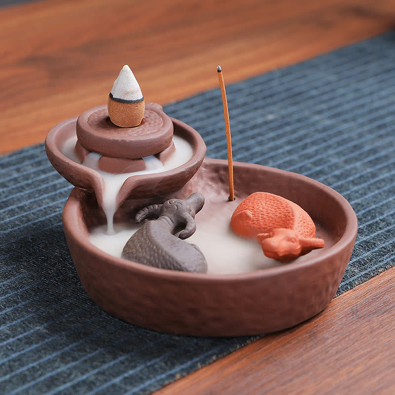 Buddha Stones Wierook van paarse klei en keramiek met koi-vismotief, decoratie voor een helende Wierook . - image 1