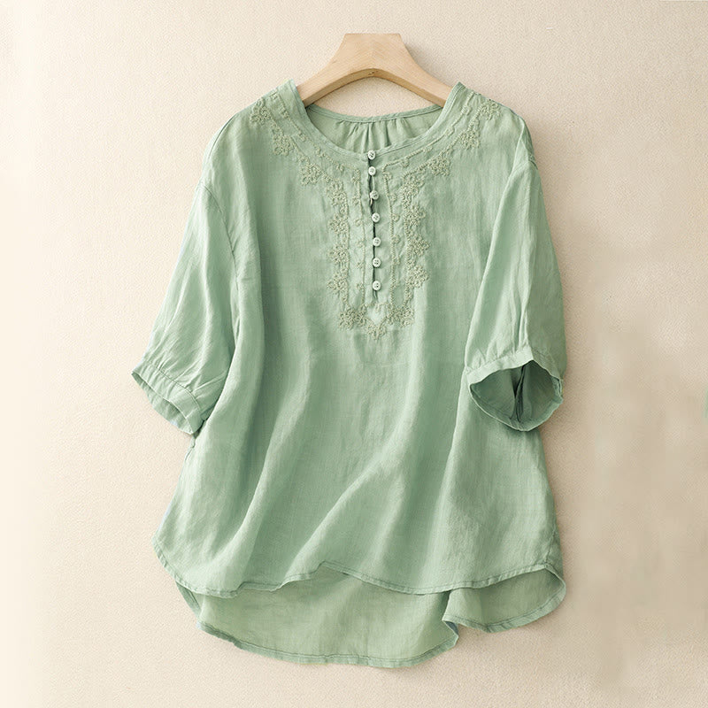 Buddha Stones Dames katoenen shirt met ronde Mouwlengte , geborduurde knopen en korte mouwen. - Lichtblauw - US14, UK/AU18, EU46 (2XL) - image 0