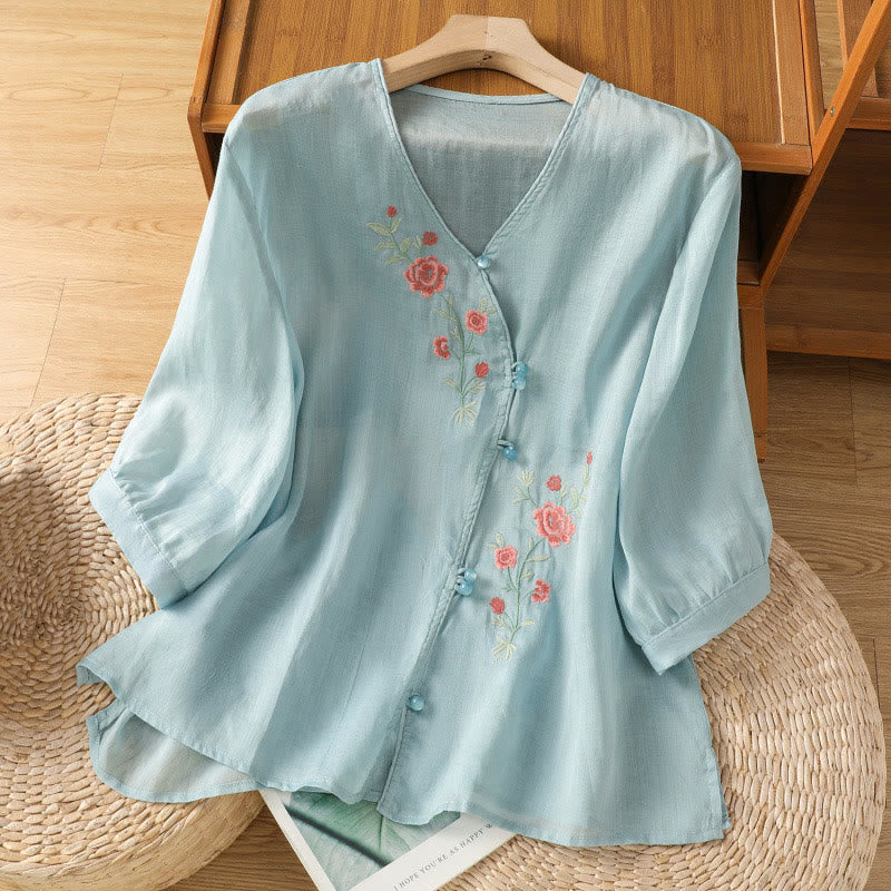Buddha Stones Damesblouse met V-hals van katoen en geborduurde bloemen - Licht Hemelsblauw - US12, UK/AU16, EU44 (2XL) - image 3