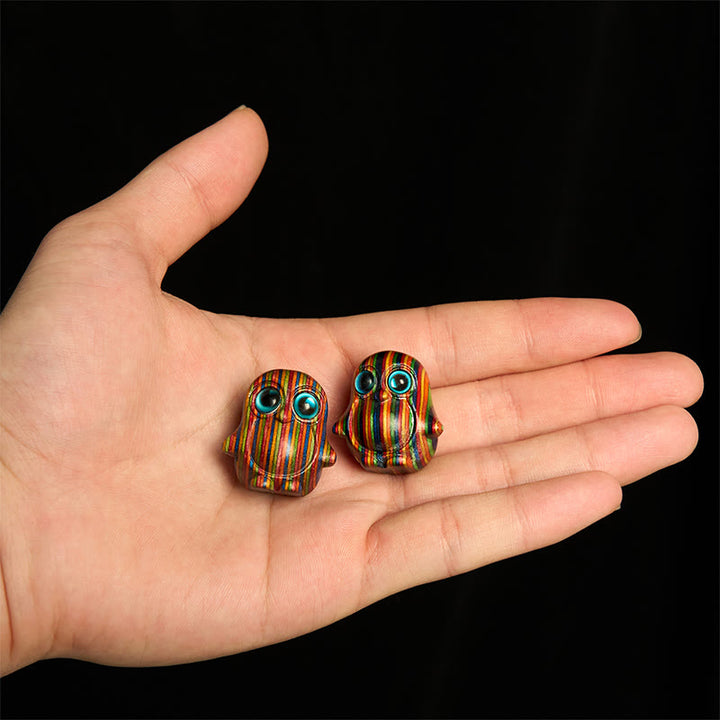 Buddha Stones 2 stuks mini regenboog eucalyptus pinguïns, gesneden creatieve decoratie - image 2