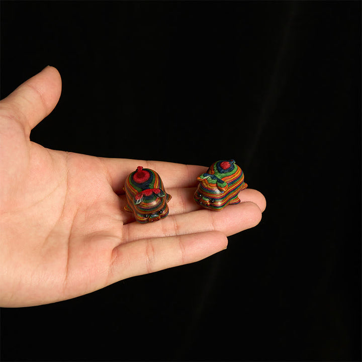 Buddha Stones 2 stuks mini regenboog eucalyptus varkentjes met gesneden positieve decoratie - image 3
