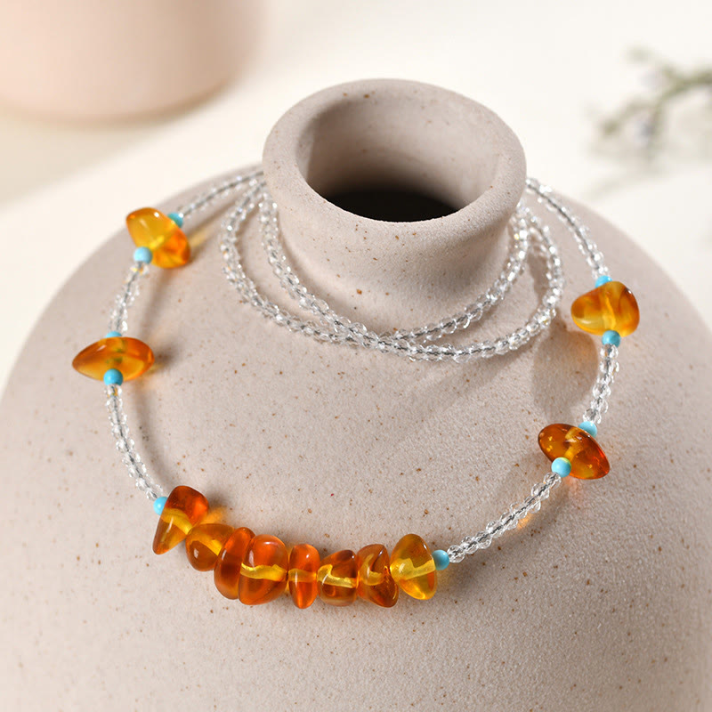 Buddha Stones Witte kristallen kraal met onregelmatige amberkleurige helderheid, geschikt als hanger voor een Ketting . - image 1