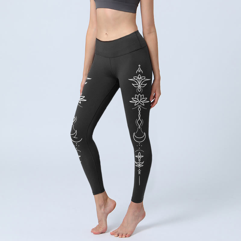 Buddha Stones Leggings voor dames met lotus- en halvemaanpatroon, geschikt voor de sportschool of als yogabroek. - Zwart - US18, UK/AU22, EU50 (4XL) - image 0