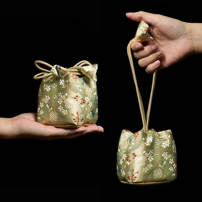 Buddha Stones Kleine sieradenopbergtas met bloemenpatroon, 8*8*8 cm - Beige 8cm*8cm*8cm - image 0