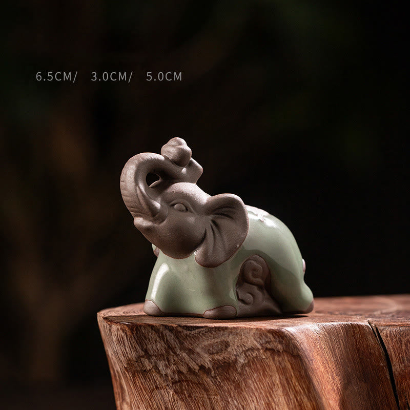 Buddha Stones Klein olifantenbeeldje van keramiek, een krachtig decoratief object voor op het bureau, 6,5*3*5 cm - Olifant 6,5*3*5 cm - image 0