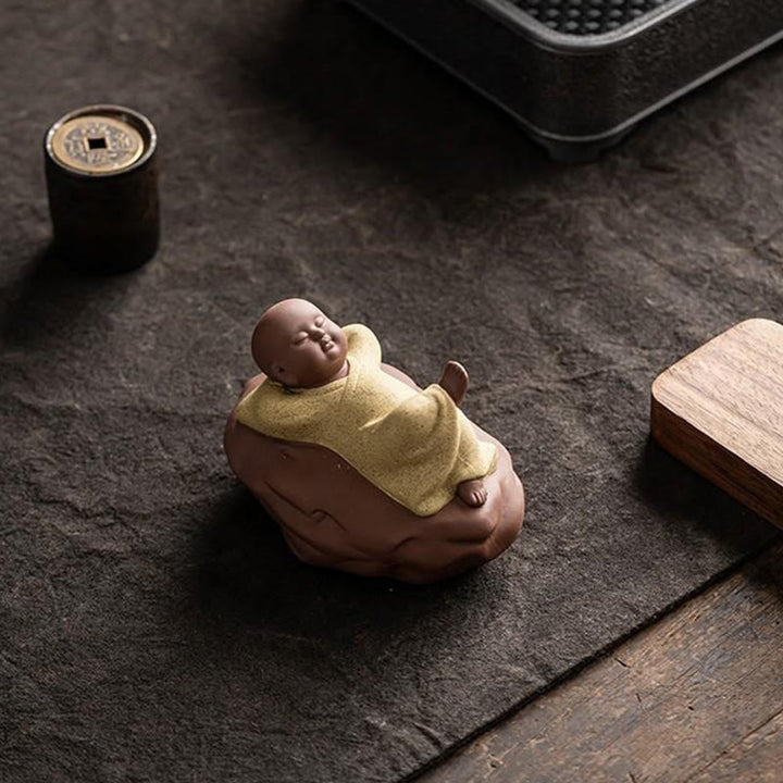 Buddha Stones Keramische beeld van een rustende monnik die omhoog kijkt - Mededogen - Woondecoratie - image 11