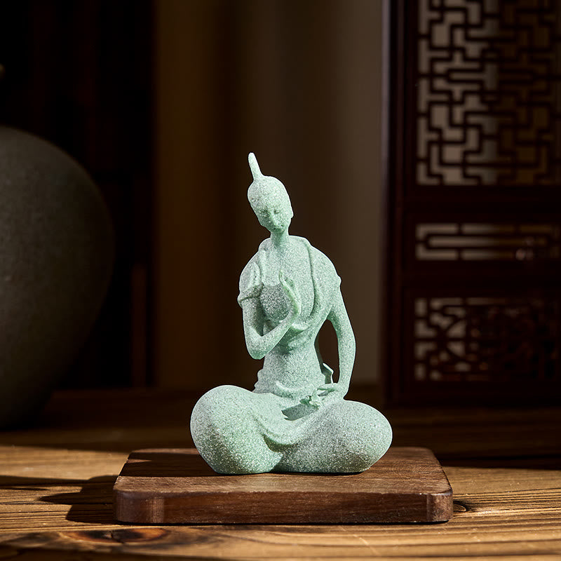Buddha Stones Luisterende Boeddha beeldje van zandsteen, woondecoratie, 6,5*5,5*9,5 cm - image 1