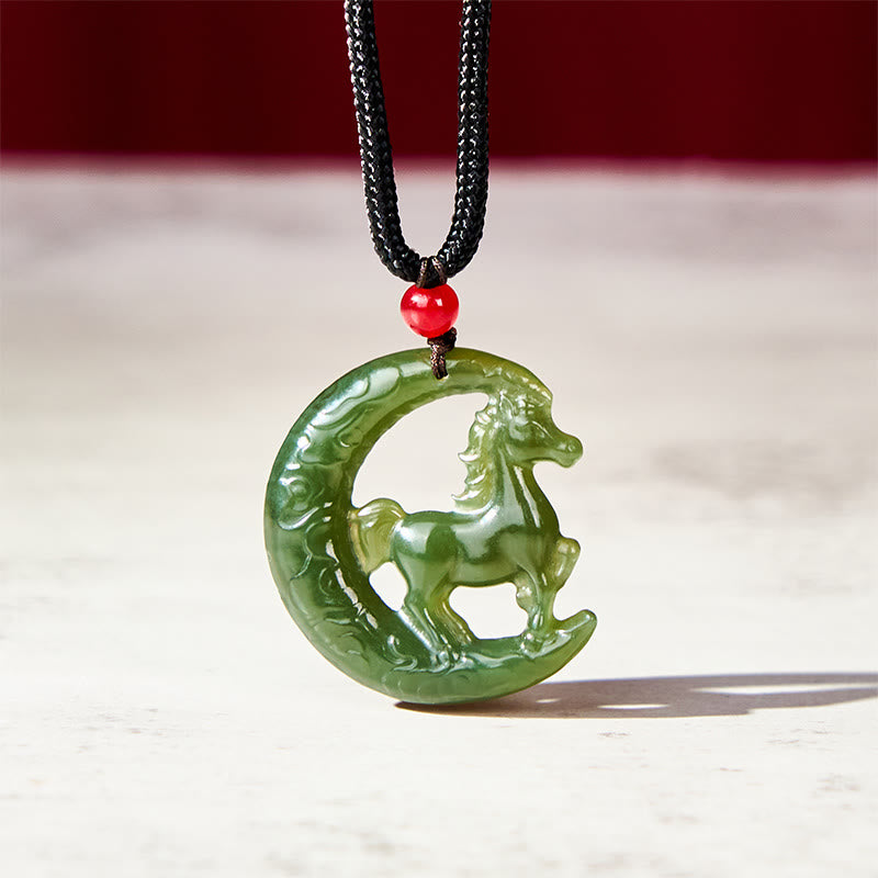 Buddha Stones Ketting van gesneden jade, symbool van de Chinese dierenriem, Jaar van het Paard. - Jade (Overvloed ♥ Geluk) - 29*28*5 mm - image 0