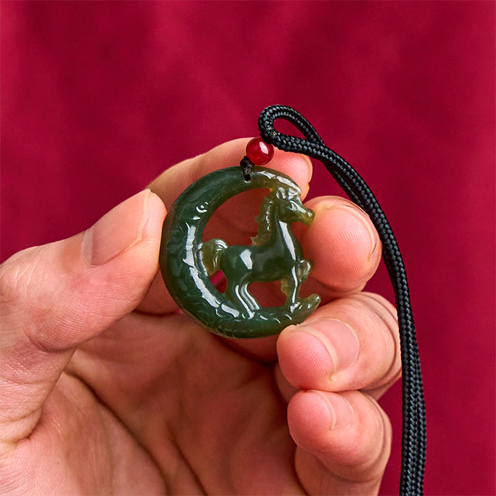 Buddha Stones Ketting van gesneden jade, symbool van de Chinese dierenriem, Jaar van het Paard. - image 3