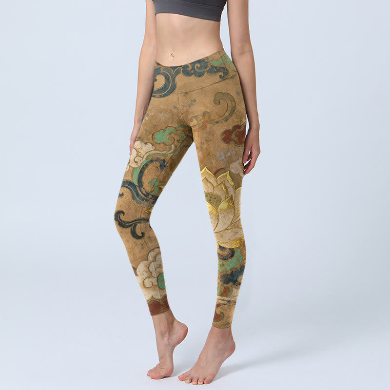Buddha Stones Traditionele legging met lotusbloem- en wolkenprint voor dames, geschikt voor de sportschool of als yogabroek. - Guldenroede - US18, UK/AU22, EU50 (4XL) - image 0