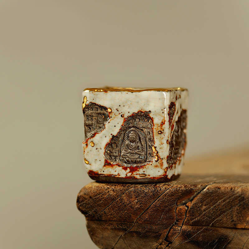 Buddha Stones Handbeschilderde Dunhuang Boeddha Shino keramische theekop Kung Fu Theekopje - Vierkante beker 5,5 cm * 5,7 cm * 100 ml - image 0