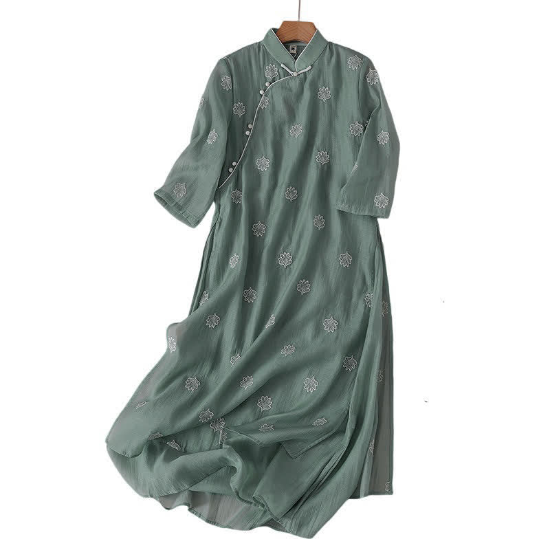 Buddha Stones Maxi jurk met geborduurde bloemen, kikkerknopen, opstaande kraag, zijsplit en Korte mouw - image 1