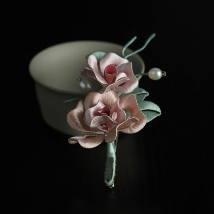 Buddha Stones Handgemaakte zijden broche met dubbele roos als symbool voor harmonie . - image 0