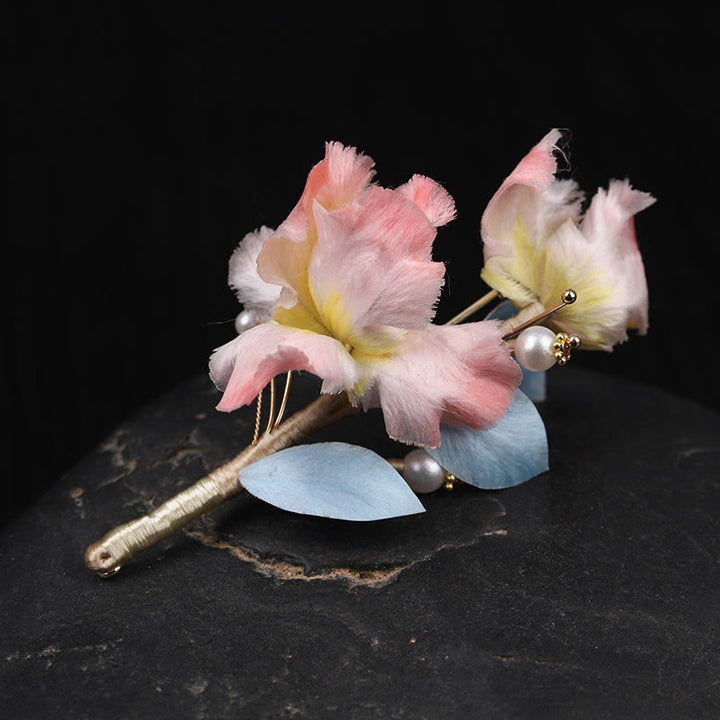Buddha Stones Handgemaakte zijden Broche met roze irisbloem ter bescherming. - Roze iris, circa 7 cm - image 0