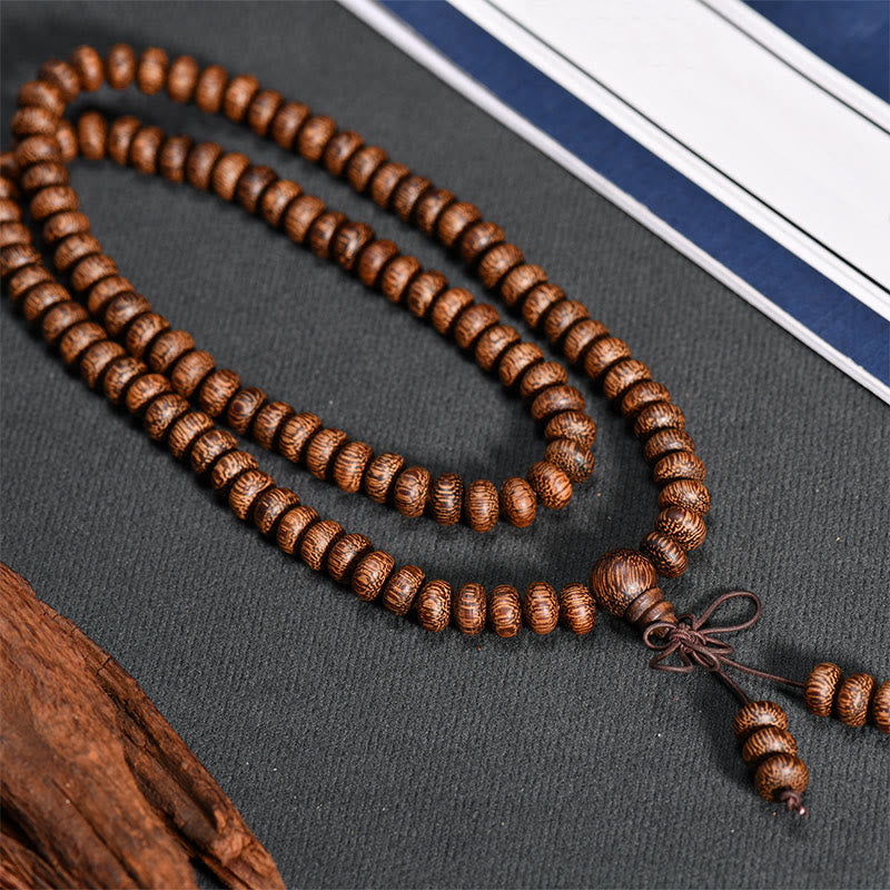 Buddha Stones Mala met 108 houten kralen met textuur voor een kalmerende energie - image 3