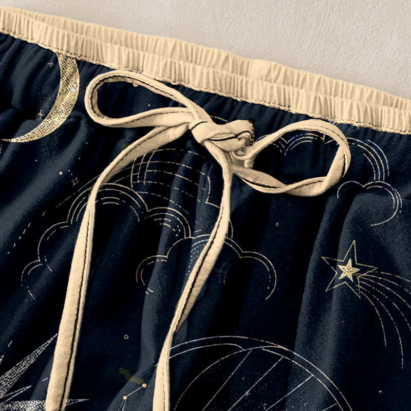 Buddha Stones Damesbroek van 100% Cotton met elastische Taille en Zakken , met een hemels patroon van zon, maan en sterren. - image 1