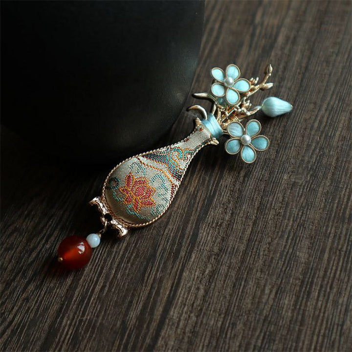 Buddha Stones Bloemenvaas met brokaatmotief en elegante Broche - image 6