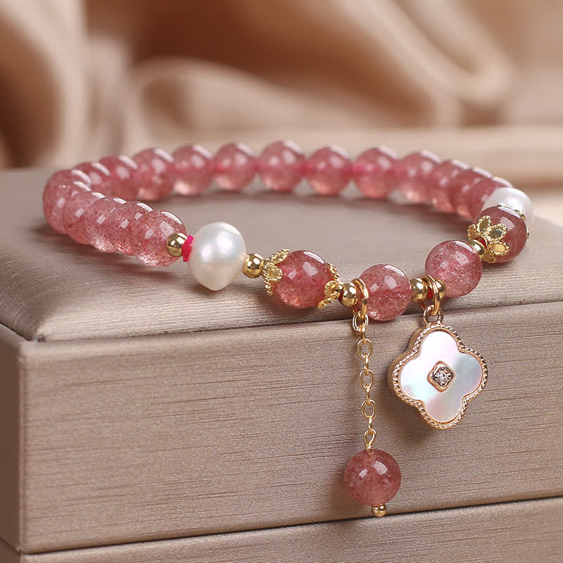 Buddha Stones Ronde Armband met aardbeikwarts, parelschelp en klavertje vier. - image 2