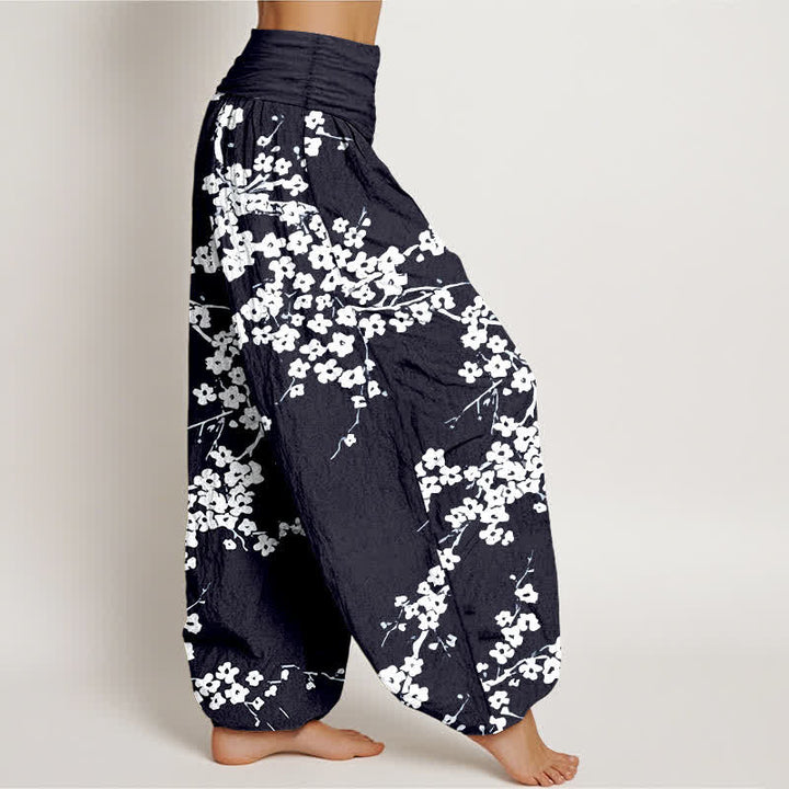 Buddha Stones Harembroek voor dames met elastische Taille van 100% Cotton , wit met bloesem en takkenpatroon. - image 10