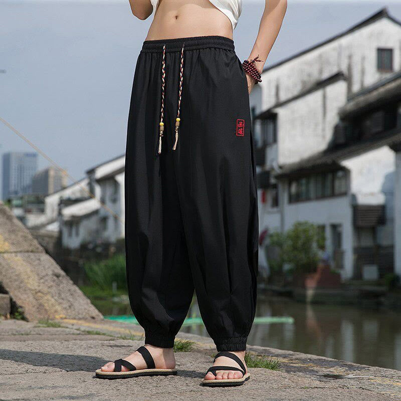 Buddha Stones Zomerse casual enkelbroek met trekkoord , Enkellengte met Chinese karakters, nonchalante stijl, heren harembroek met Zakken - Zwart - US/UK/AU46, EU56 (5XL) - image 1