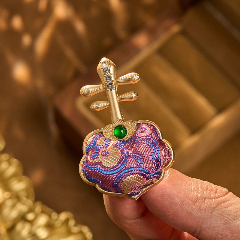 Buddha Stones Handgemaakte paarse Pipa-vormige Broche van Song Brocade - image 7