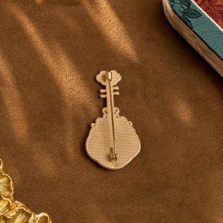 Buddha Stones Handgemaakte paarse Pipa-vormige Broche van Song Brocade - image 9